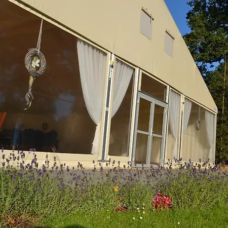 Avalon Polchowo Farm stay *