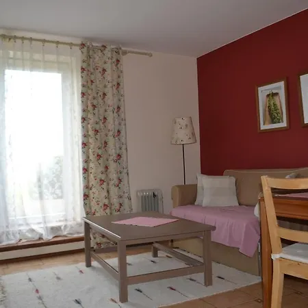 Avalon Polchowo Farmház